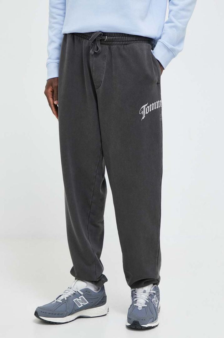 Tommy Jeans Men's Relaxed Fit Joggers
