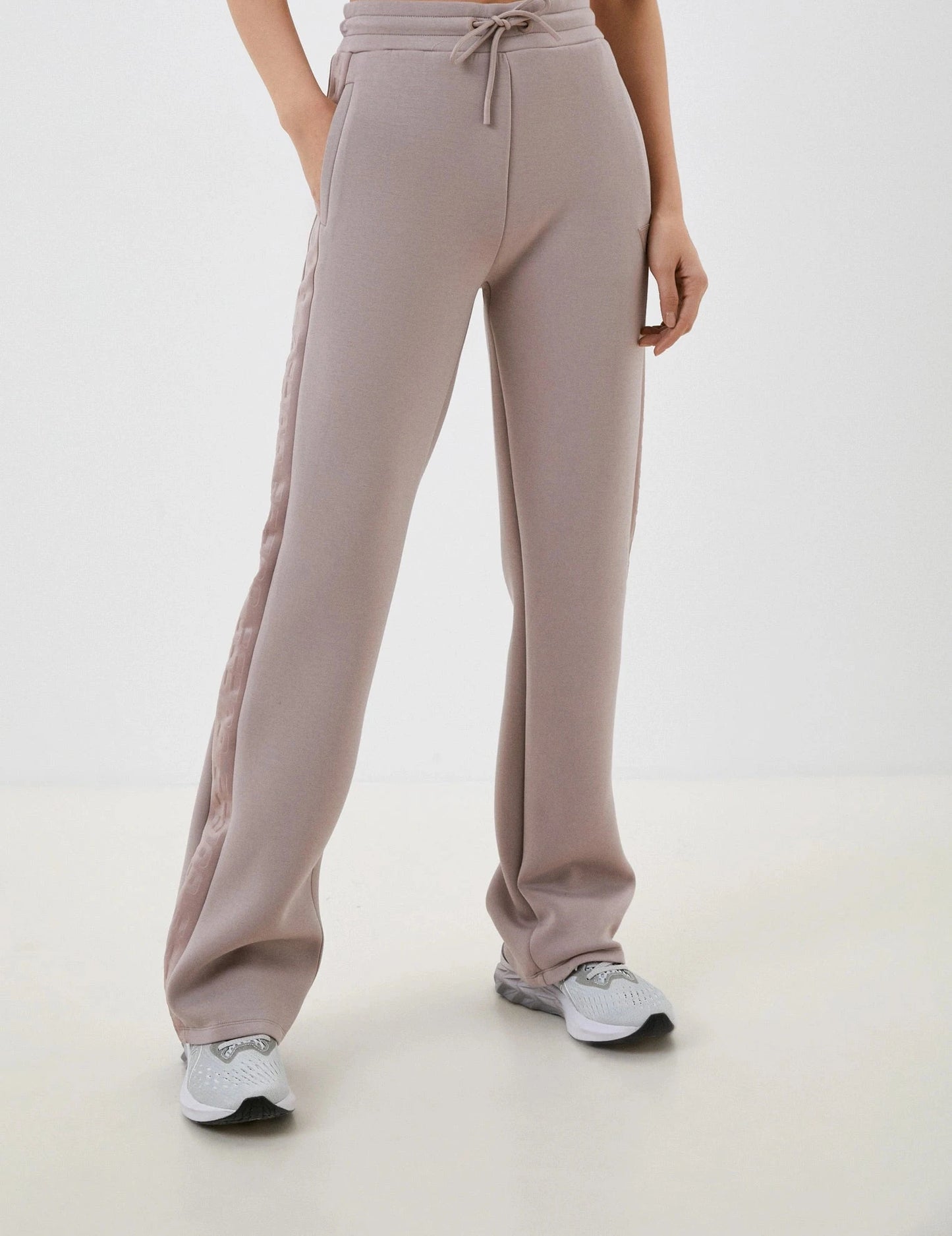 GUESS Premium Cotton White Sweatpants - Signature Side Branding